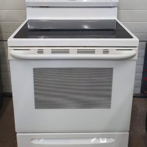 Used FRIGIDAIRE Electric Stove CFEF3055TWC